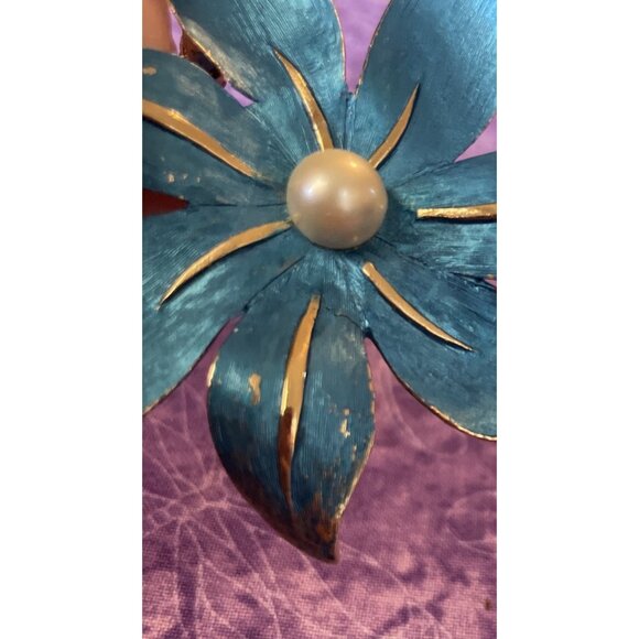 Kramer Blue Enamel Gold Tone Flower Brooch Pin Faux Pearl Clip On Earrings - Picture 5 of 11